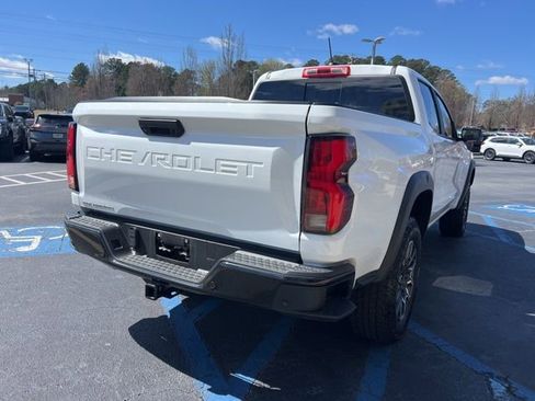 Used 2024 Chevrolet Colorado Z71 w/ Z71 Convenience Package 2 image 7