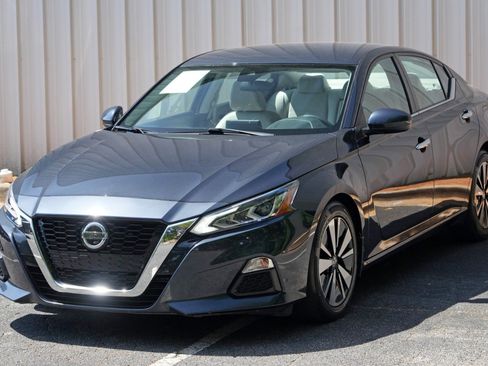 Used 2022 Nissan Altima 2.5 SV FWD image 40