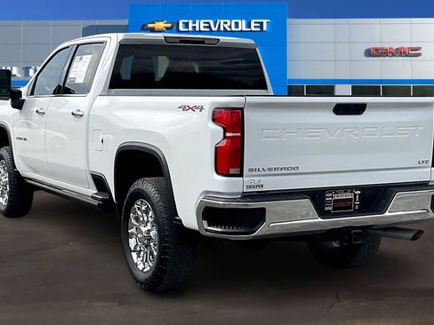 Used 2024 Chevrolet Silverado 2500 LTZ w/ LTZ Convenience Package image 4