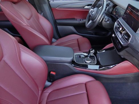 Certified 2023 BMW X4 xDrive30i w/ M Sport Package AWD/4WD image 9