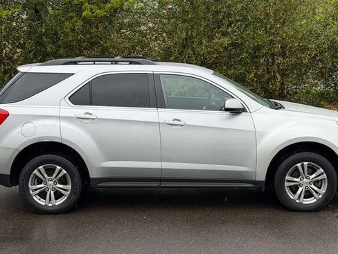 Used 2011 Chevrolet Equinox LT w/ Driver Convenience Package AWD/4WD image 8