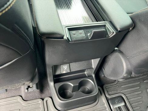 Certified 2025 Toyota Sienna XLE Woodland Edition AWD/4WD image 17