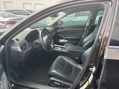 Used 2018 Honda Accord EX-L image 11