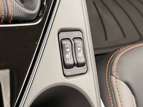 Certified 2025 Subaru Crosstrek 2.5i Limited w/ Crosstrek Mirror Package image 17