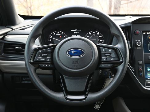 Certified 2025 Subaru Forester image 17