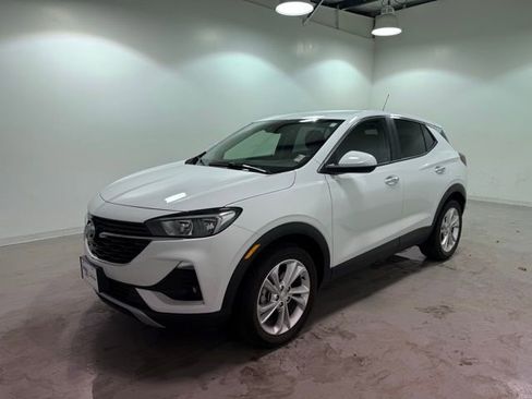 Used 2022 Buick Encore GX Preferred w/ Cold Weather Comfort Package image 3