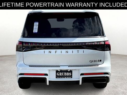 Certified 2026 INFINITI QX80 4WD w/ Sport Exterior Package image 6
