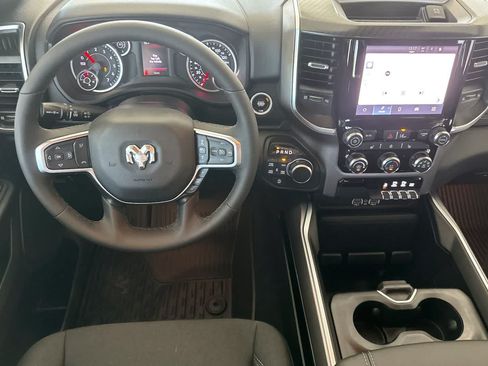 New 2026 RAM 1500 Big Horn AWD/4WD image 14