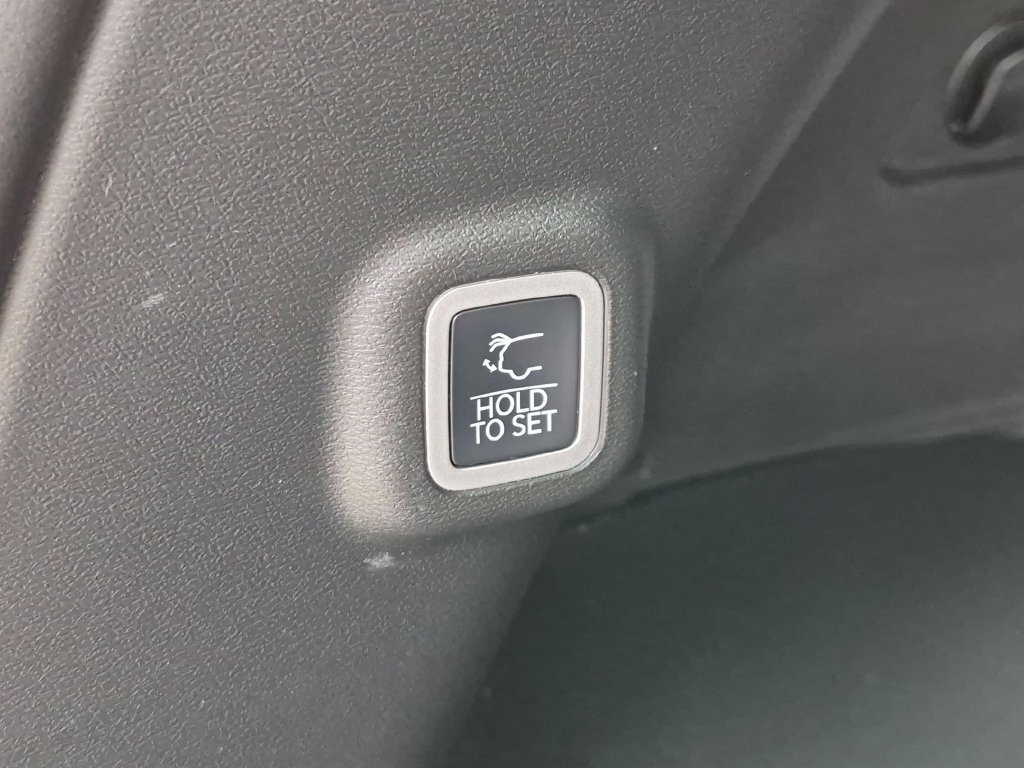 Used 2026 Jeep Cherokee Limited AWD/4WD image 7
