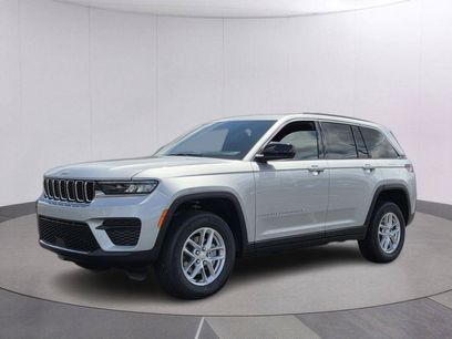 New 2026 Jeep Grand Cherokee Laredo