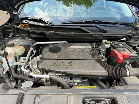 Used 2025 Nissan Rogue SV image 33