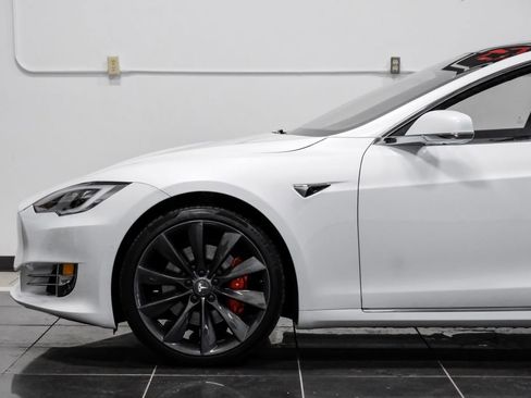 Used 2019 Tesla Model S Performance image 13