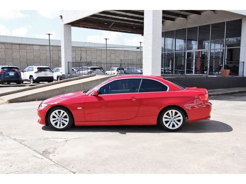 Used 2012 BMW 328i Convertible RWD image 6