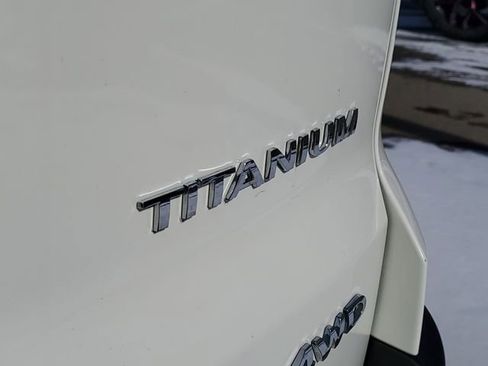 Used 2022 Ford EcoSport Titanium AWD/4WD image 35