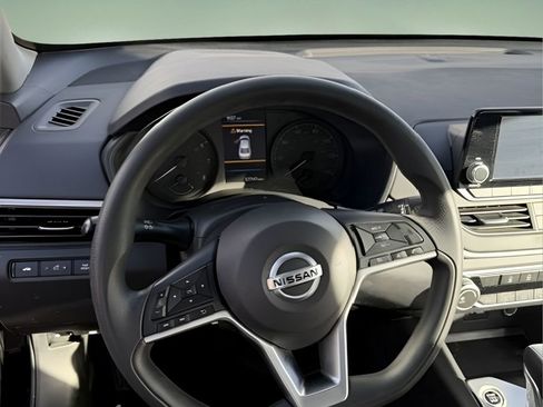 Used 2022 Nissan Altima 2.5 S image 29