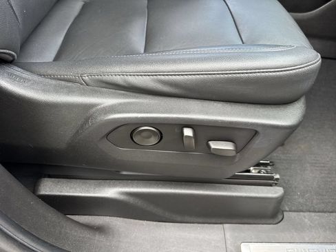 Used 2021 Chevrolet Tahoe LT AWD/4WD image 45