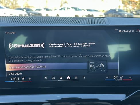 Used 2024 BMW 540i xDrive 540i xDrive w/ Premium Package image 24