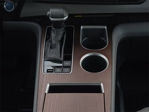 Certified 2024 Toyota Sienna XLE image 20