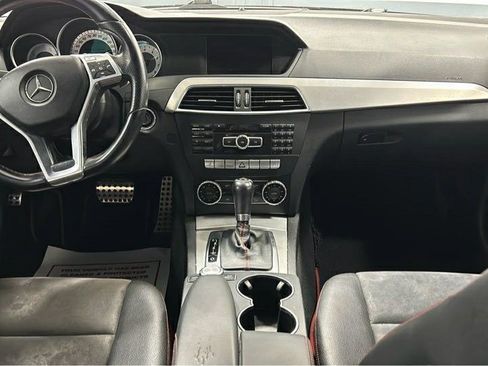 Used 2013 Mercedes-Benz C 250 Sedan image 12