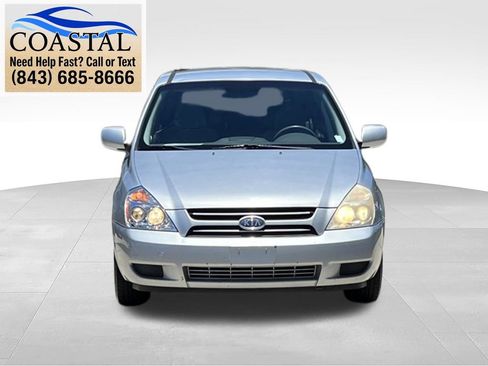 Used 2006 Kia Sedona LX FWD image 2