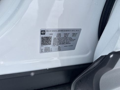 Used 2022 GMC Terrain SLT image 22