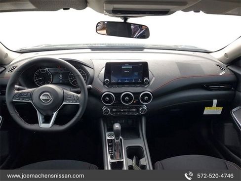 New 2025 Nissan Sentra SR image 17