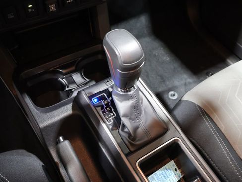 Certified 2023 Toyota Tacoma TRD Sport AWD/4WD image 29