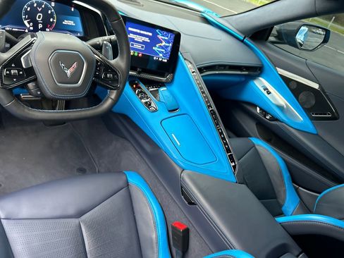 Used 2022 Chevrolet Corvette Stingray Premium Cpe w/ Z51 Performance Package RWD image 20