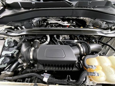 Used 2020 Ford Explorer Platinum w/ Premium Technology Package image 10