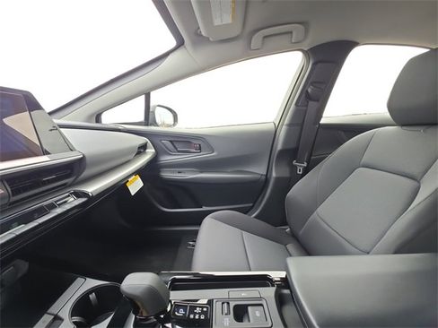 Used 2026 Toyota Prius LE image 11