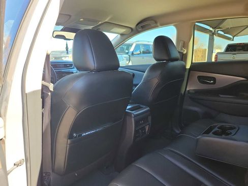 Used 2024 Nissan Murano SV w/ SV Midnight Edition Package image 12