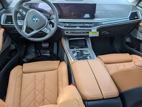 New 2026 BMW X5 xDrive50e w/ Premium Package AWD/4WD image 15