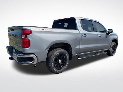 Used 2023 Chevrolet Silverado 1500 LT AWD/4WD image 5