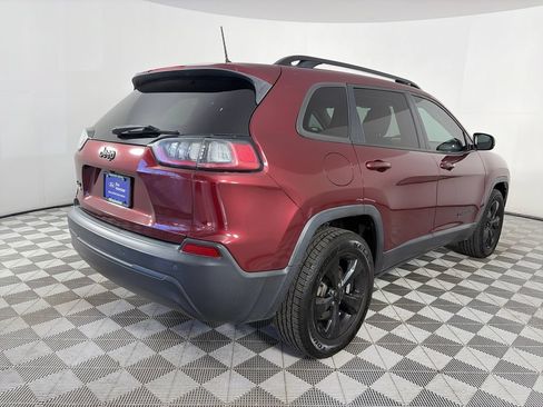 Used 2019 Jeep Cherokee Latitude Plus AWD/4WD image 7