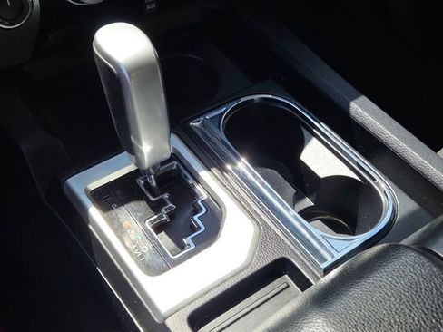 Used 2018 Toyota Tundra SR5 w/ SR5 Upgrade Package image 23