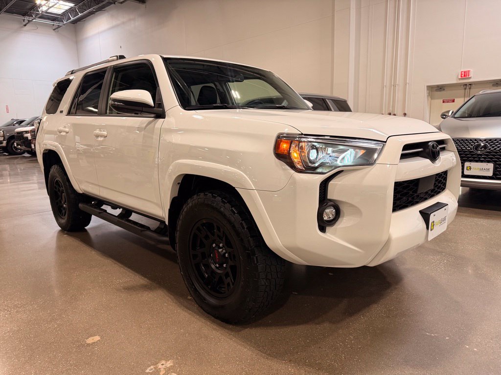 Used 2024 Toyota 4Runner SR5 Premium w/ Moonroof Package AWD/4WD image 3