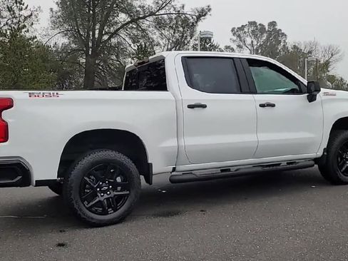 New 2026 Chevrolet Silverado 1500 LT Trail Boss w/ Convenience Package II image 8