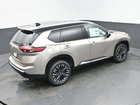 New 2026 Nissan Rogue Platinum w/ Platinum Premium Package image 36