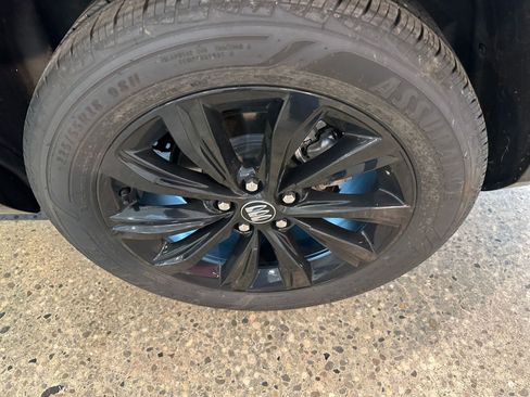 Used 2025 Buick Envista Sport Touring FWD image 29
