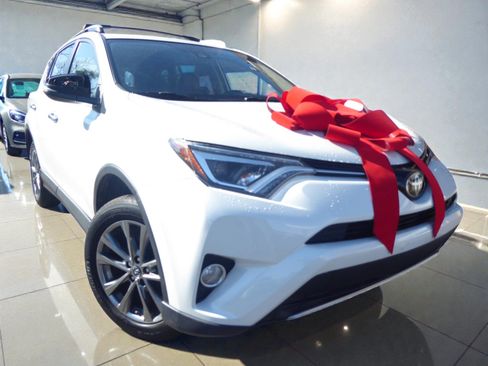 Used 2018 Toyota RAV4 Limited w/ All Weather Liner Package AWD/4WD image 3