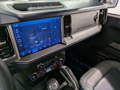 Used 2021 Ford Bronco Outer Banks w/ Sasquatch Package image 13