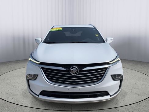 Used 2022 Buick Enclave Premium image 2