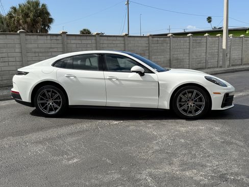 New 2026 Porsche Panamera 4 image 7
