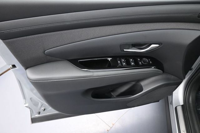 New 2026 Hyundai Tucson Limited AWD/4WD image 10