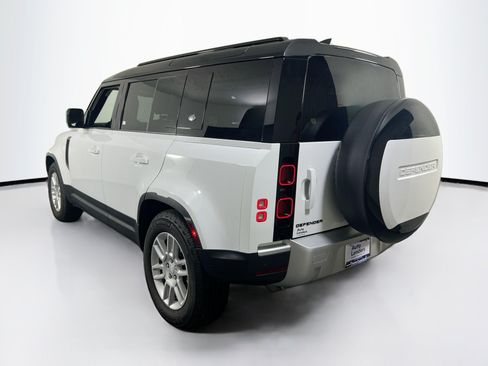 Used 2024 Land Rover Defender 110 S AWD/4WD image 7