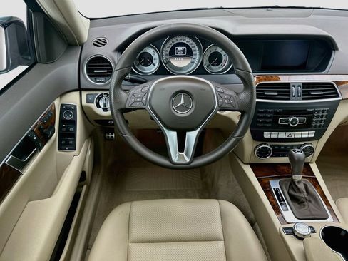 Used 2012 Mercedes-Benz C 250 Sedan image 12