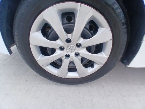 Used 2023 Toyota Corolla LE FWD image 20