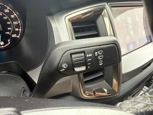 Used 2022 Ford Ranger XLT w/ Equipment Group 301A Mid AWD/4WD image 40