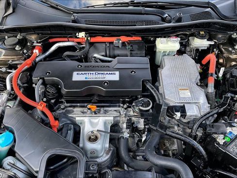 Used 2017 Honda Accord Base image 11