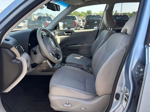 Used 2011 Subaru Forester 2.5X Premium AWD/4WD image 10
